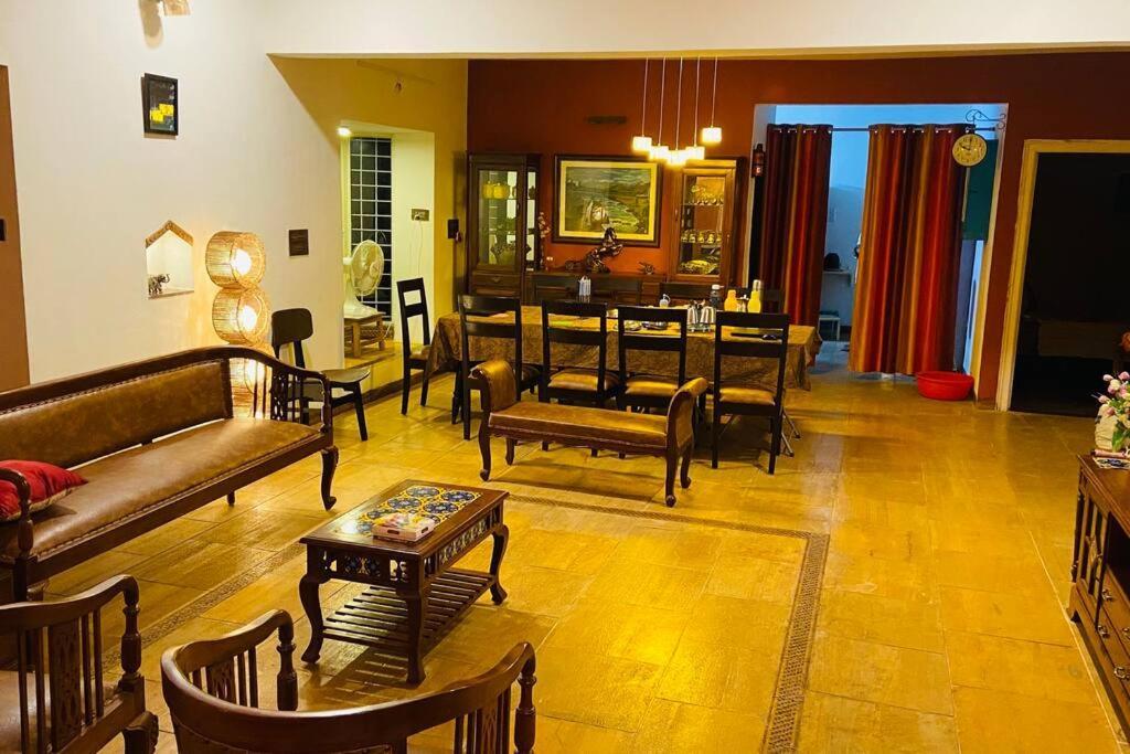 Shangri-La Valley Retreat Karjat Exterior foto